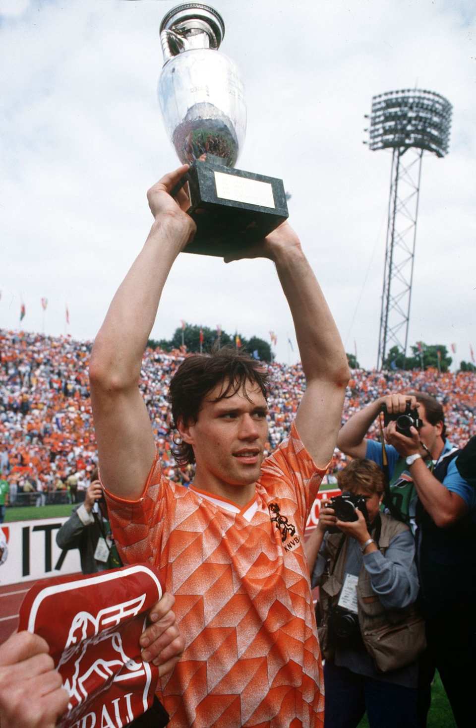 Het verhaal achter het EK '88 Shirt: Van ‘Lelijkste Ooit’ tot Legendarisch Icoon